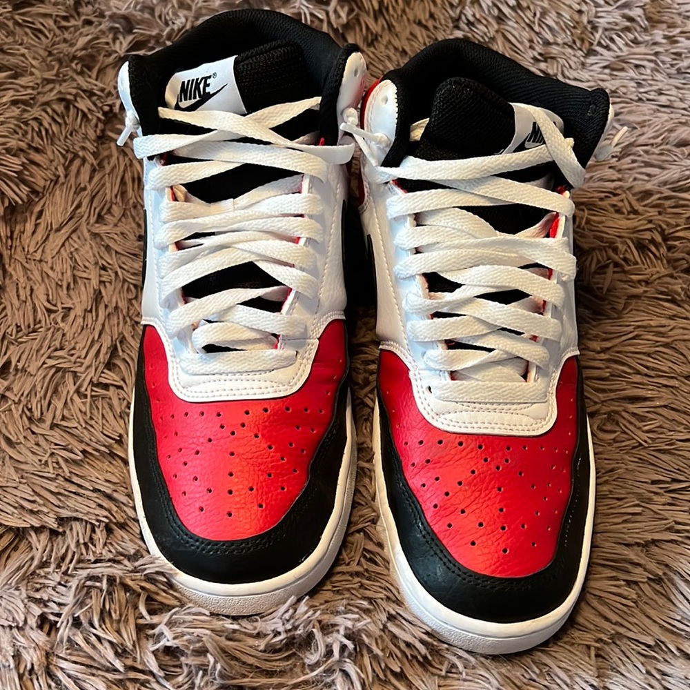 Men’s Nike Court Vision Mid Red Size 8.5 Sneakers